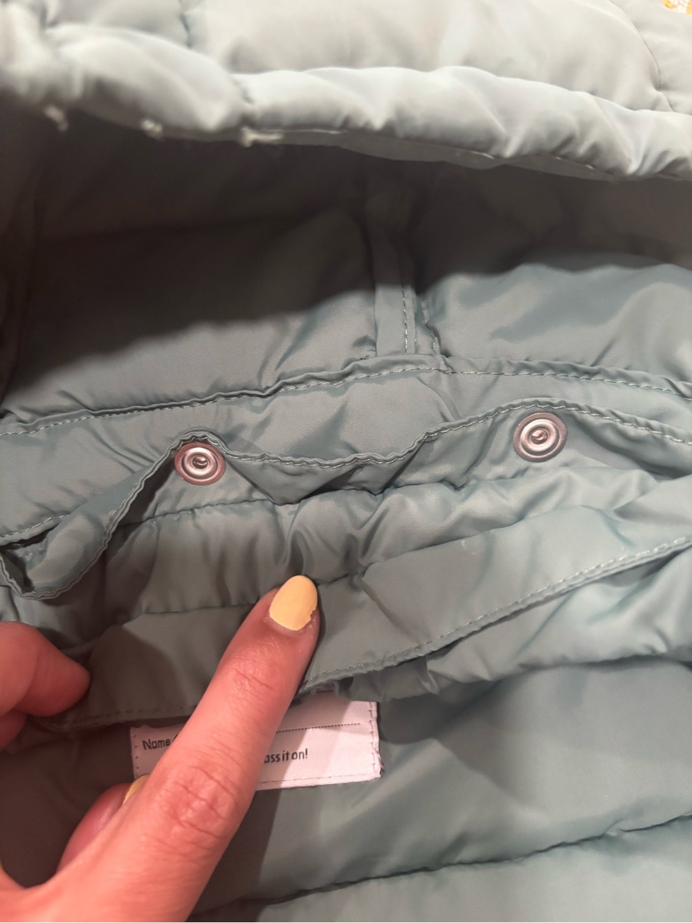 Polarn O. Pyret Recycled Puffer Jacket | Sage Green | Size 1.5-2Y (92) - Picture 4 of 5